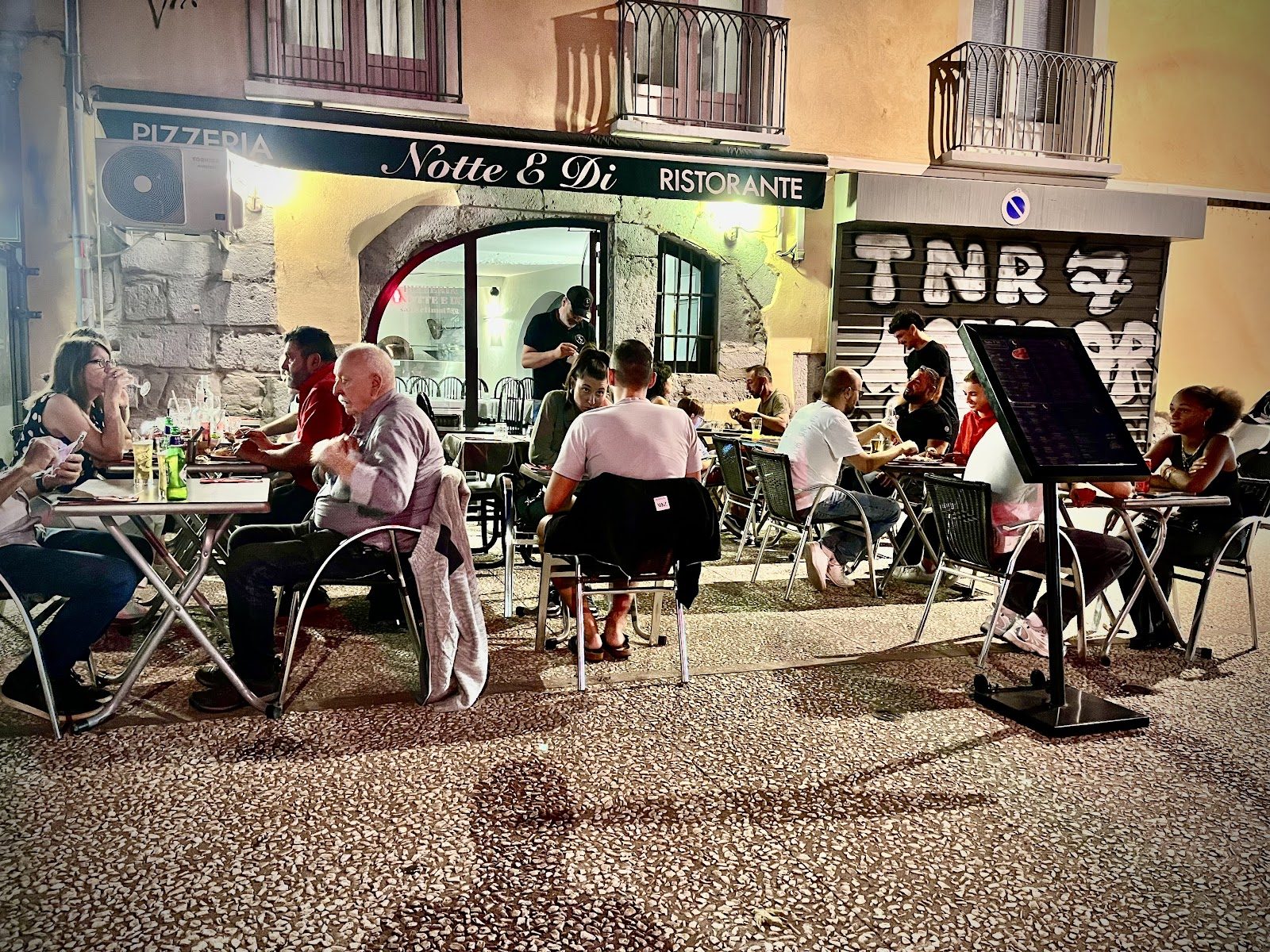 Restaurant-pizzeria Notte E Di, restaurant à Grenoble