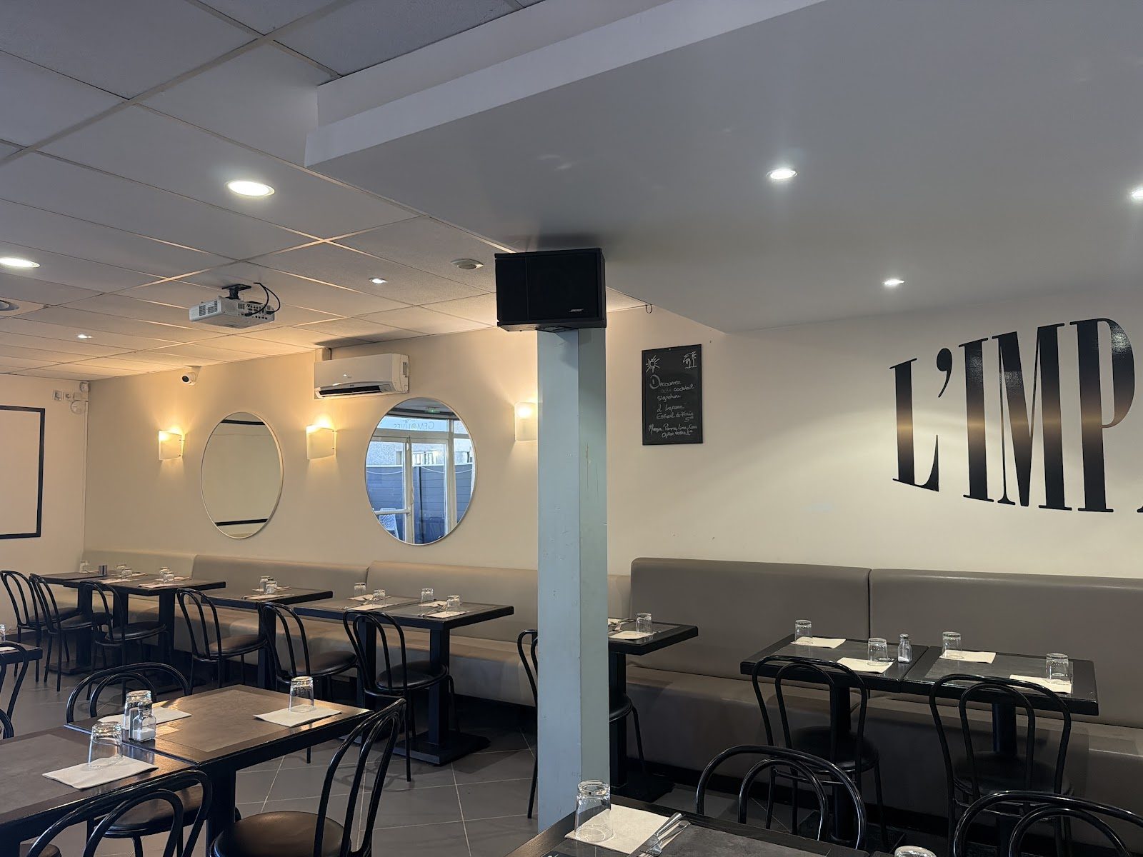 L'impasse restaurant karaoké, restaurant à Grenoble