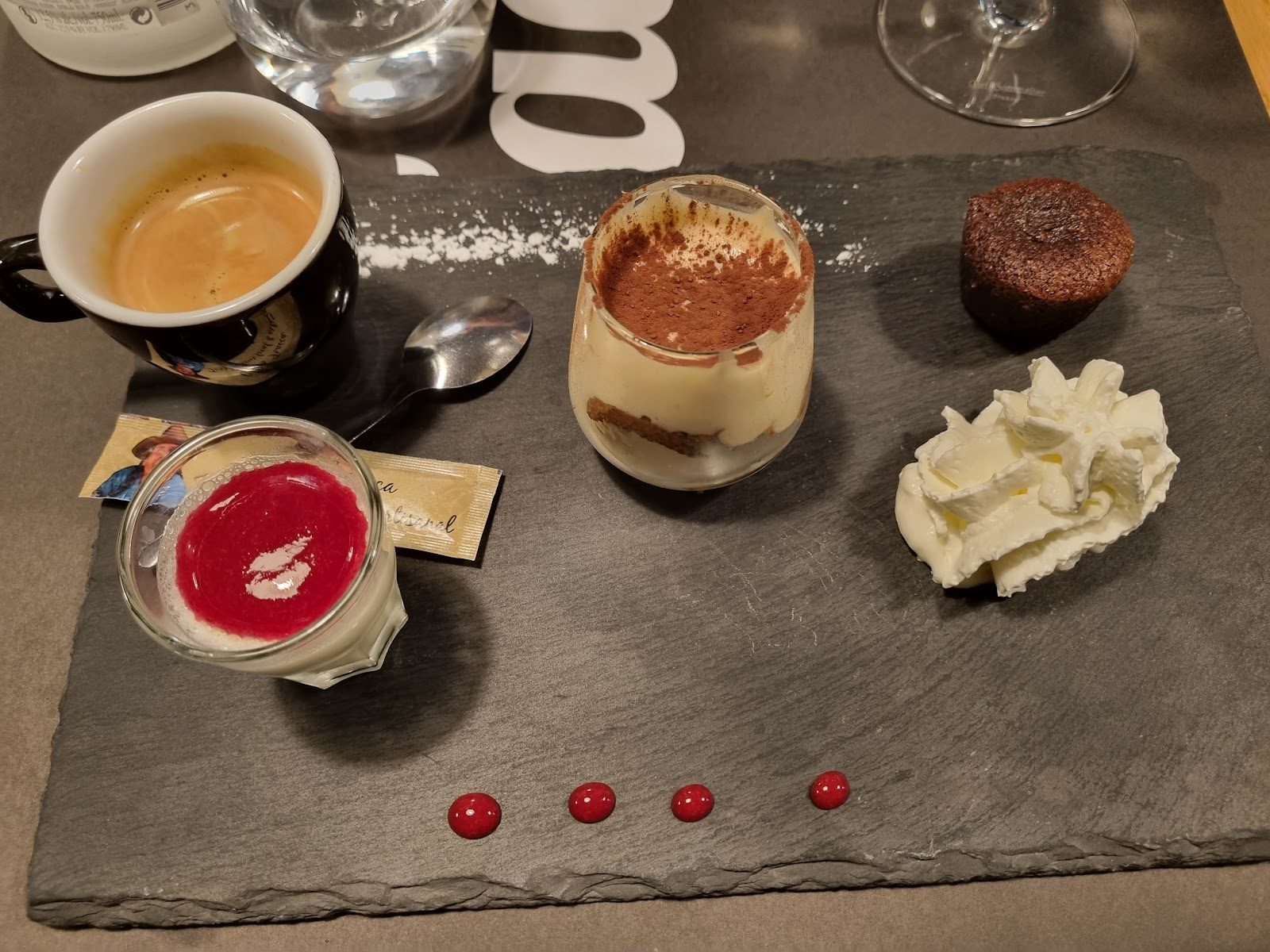 La Factory gangi, restaurant à Grenoble